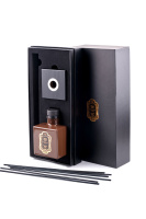 Ароматический диффузор для дома "Амбра/Мускус/Сантал", 200 мл